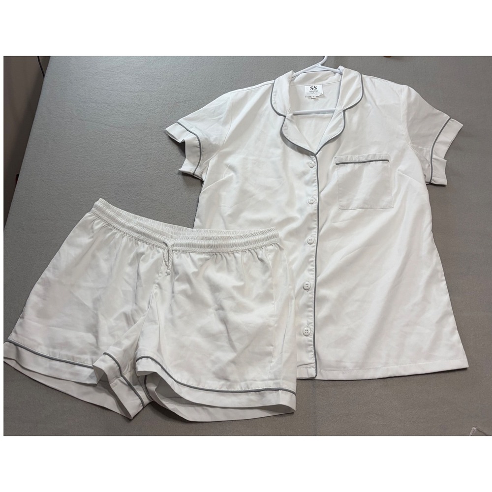 SS Weddings Womens‎ White Pajama Set Short Sleeve Shirt and Shorts Grey Piping S